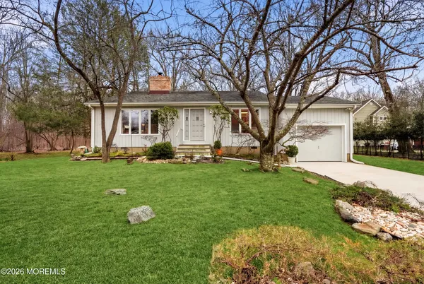 $929,000 | 600 Star Street, Oakhurst, NJ 07755