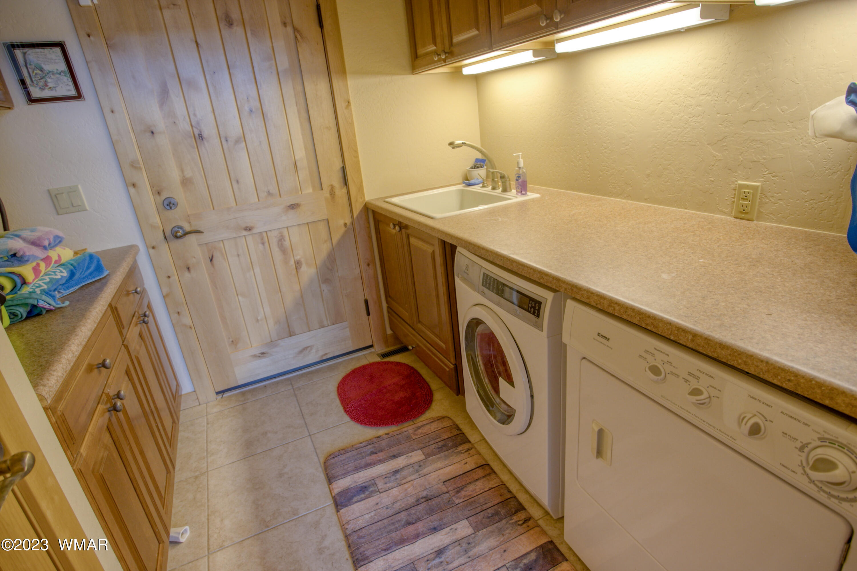 3944 Shaggy Bark Road Show Low, AZ 85901 - Photo 12 of 33