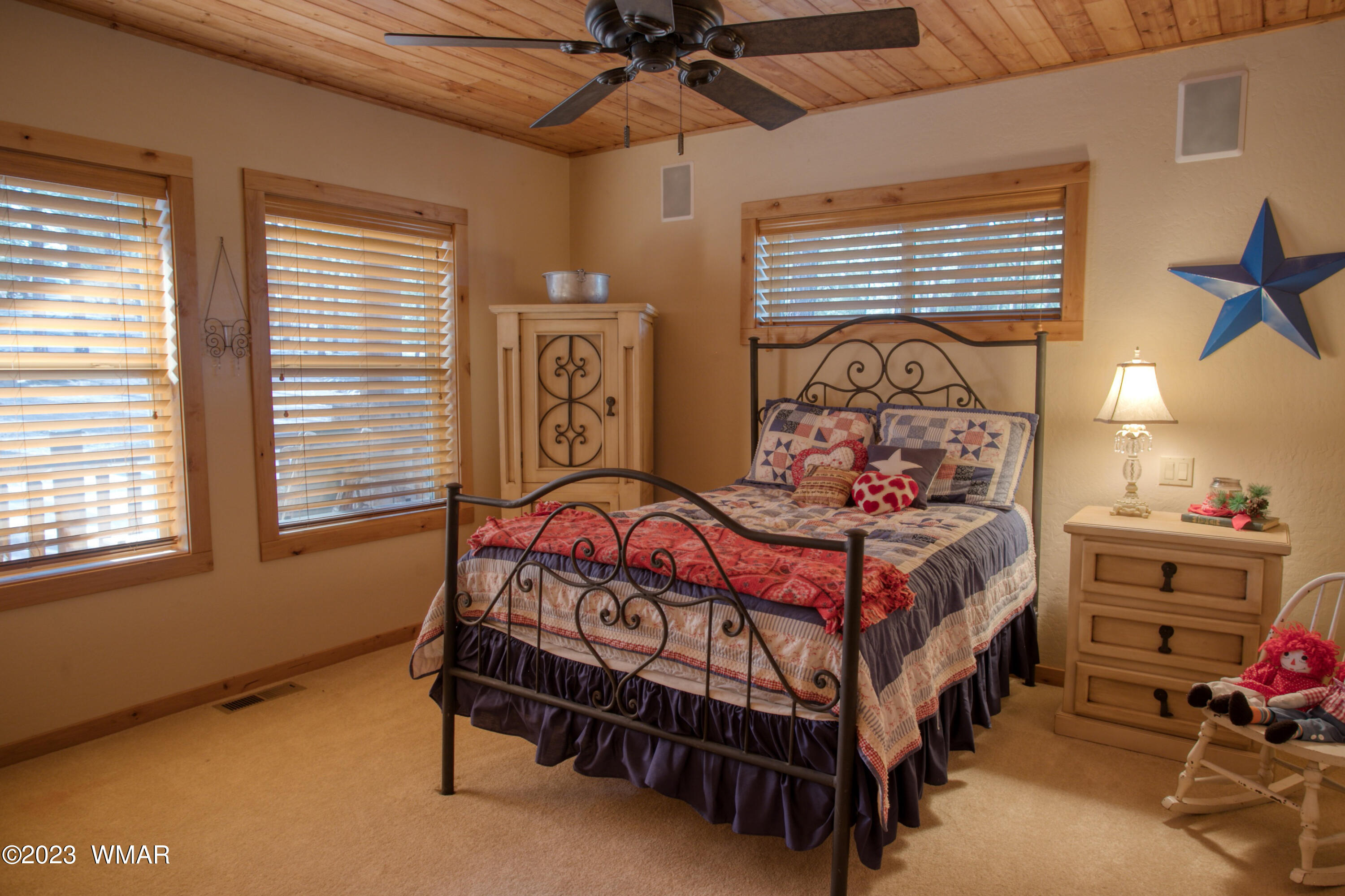 3944 Shaggy Bark Road Show Low, AZ 85901 - Photo 21 of 33