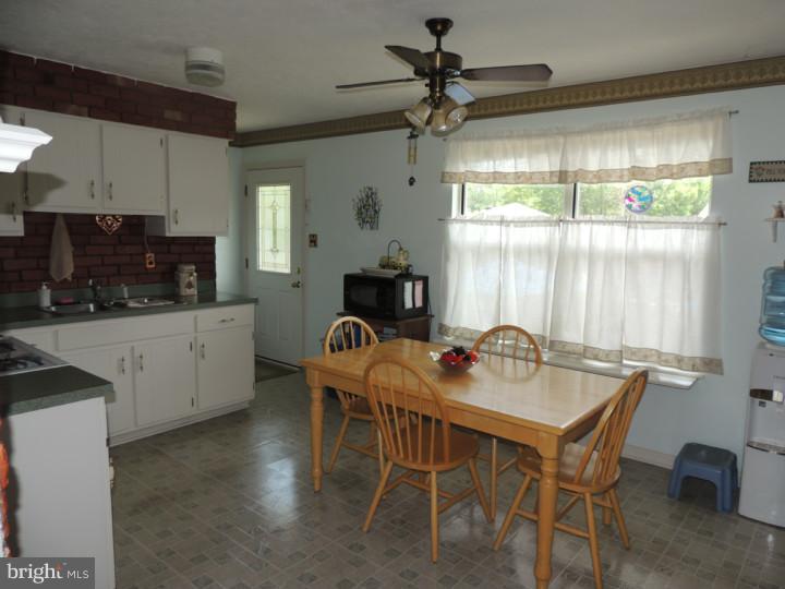 1109 Turnersville Road Pine Hill, NJ 08021 - Photo 5 of 19 Kitchen