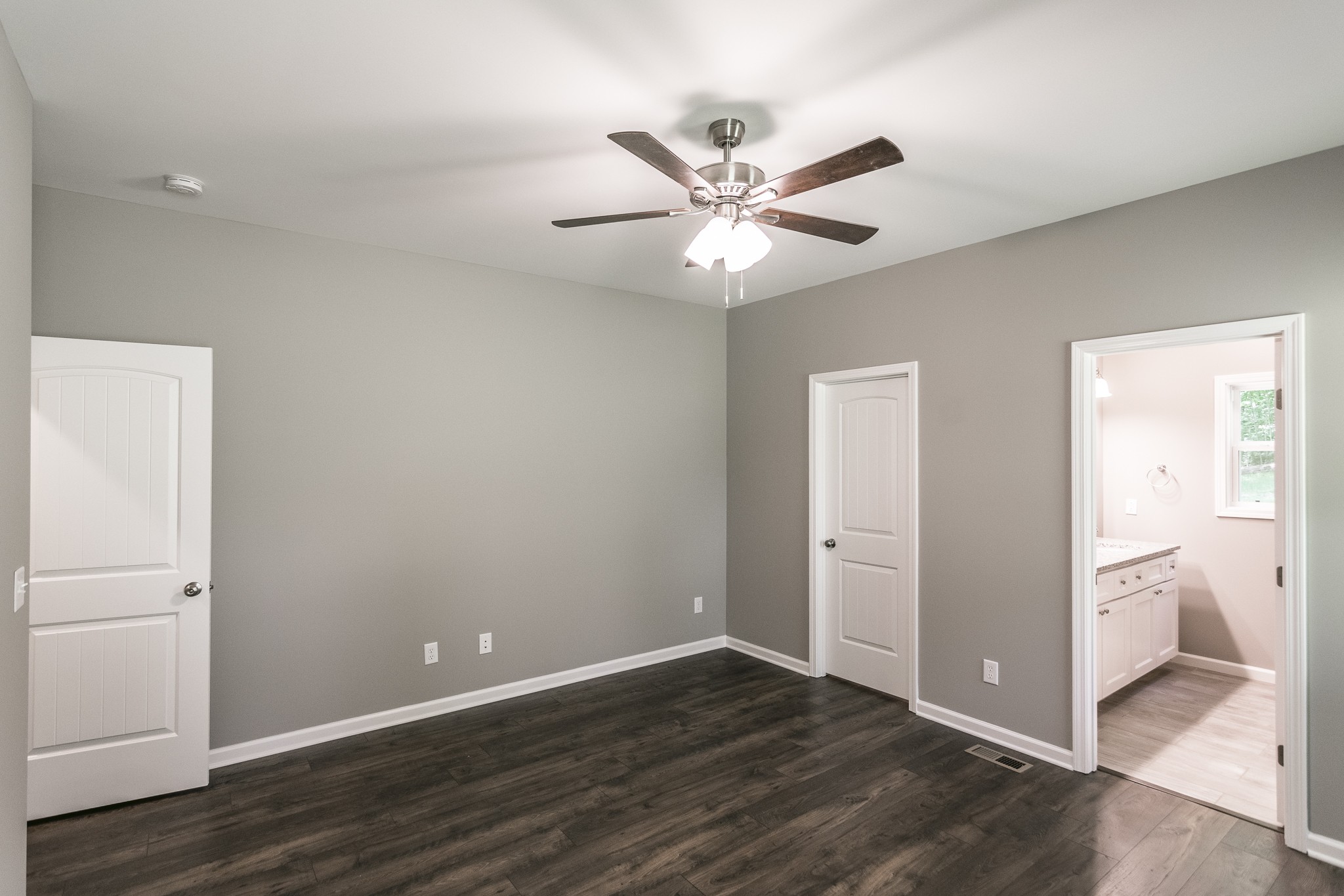 1566 Old Gallatin Road Portland, TN 37148 - Photo 34 of 49 a view of an empty room with wooden floor