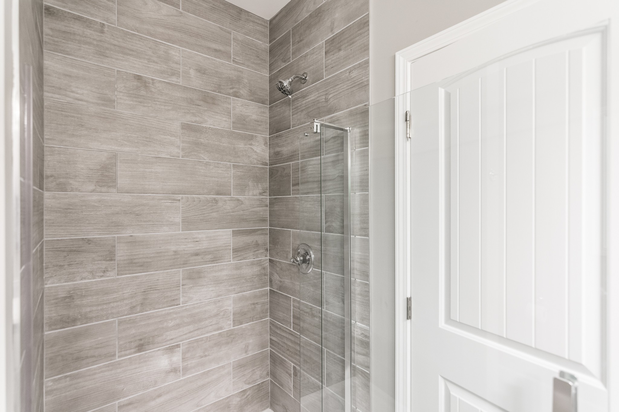 1566 Old Gallatin Road Portland, TN 37148 - Photo 39 of 49 a bathroom with a shower