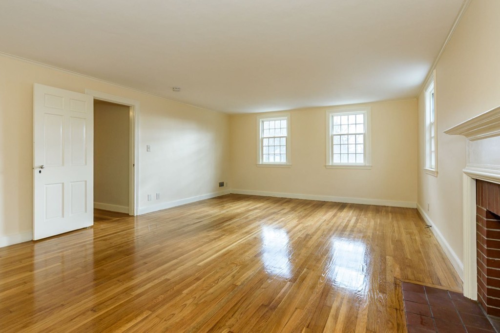 11 Wolcott Rd Extension Brookline, MA 02467 - Photo 17 of 30