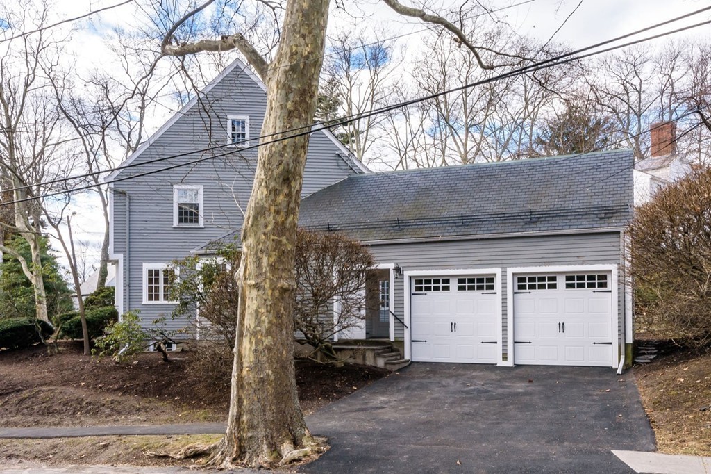 11 Wolcott Rd Extension Brookline, MA 02467 - Photo 2 of 30