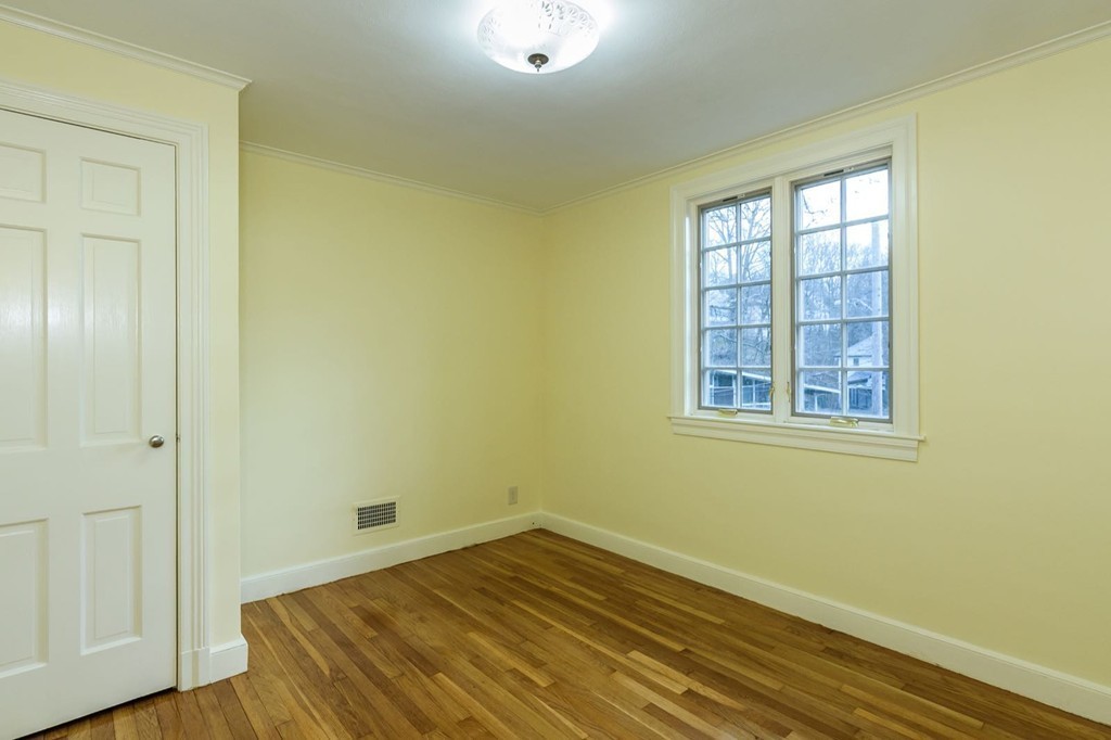 11 Wolcott Rd Extension Brookline, MA 02467 - Photo 21 of 30