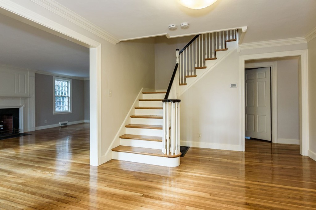 11 Wolcott Rd Extension Brookline, MA 02467 - Photo 3 of 30