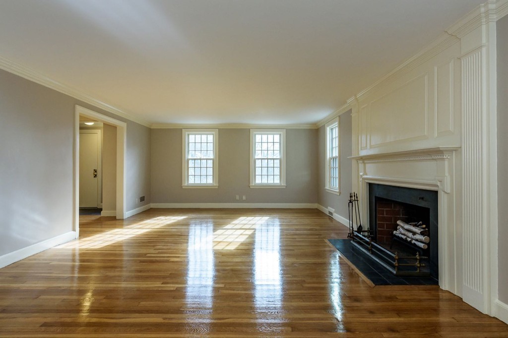 11 Wolcott Rd Extension Brookline, MA 02467 - Photo 6 of 30