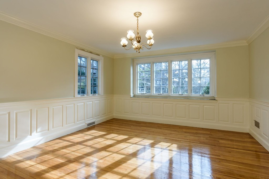 11 Wolcott Rd Extension Brookline, MA 02467 - Photo 8 of 30