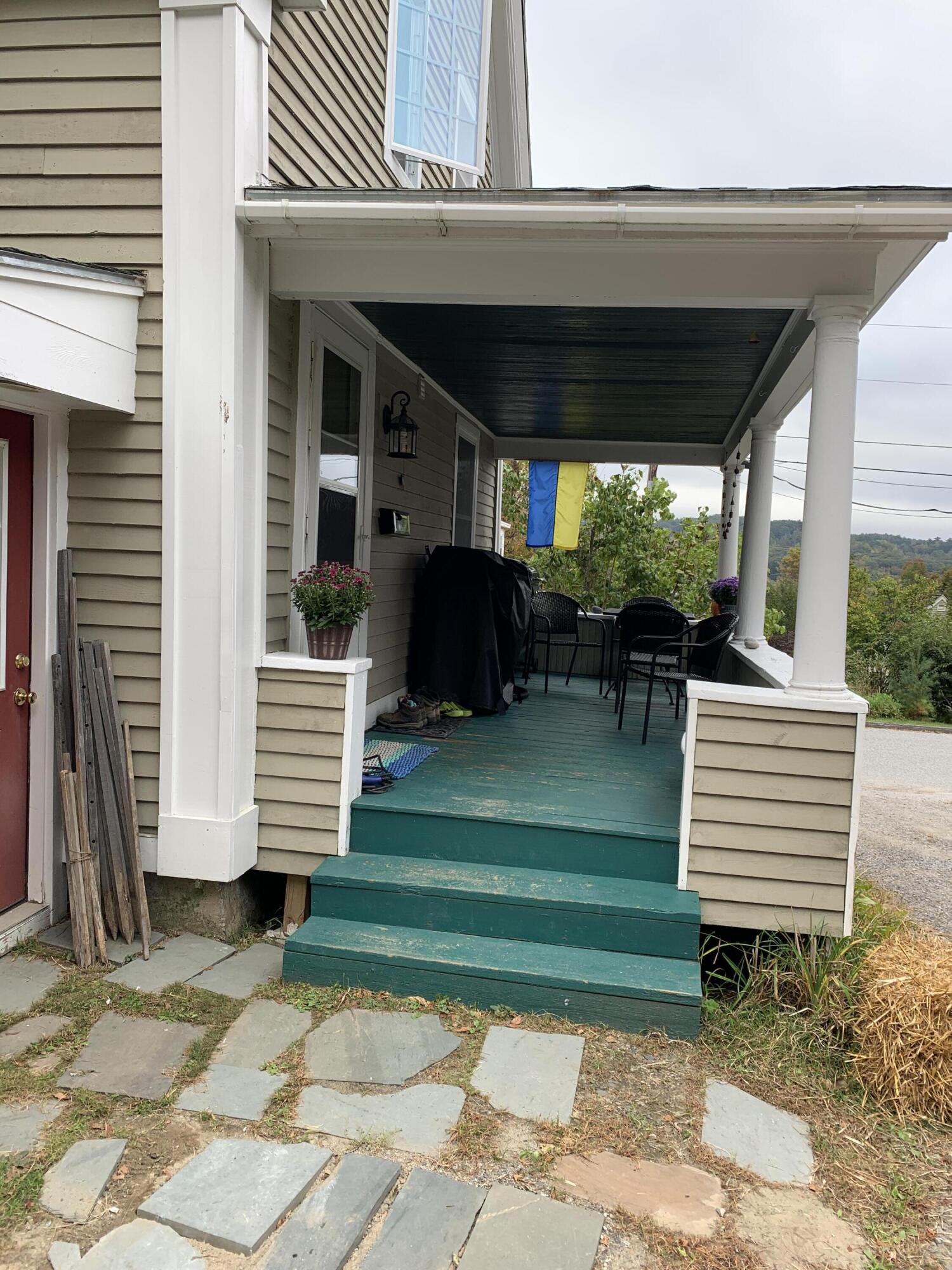 13 Spring Street Hallowell, ME 04347 - Photo 9 of 32 8