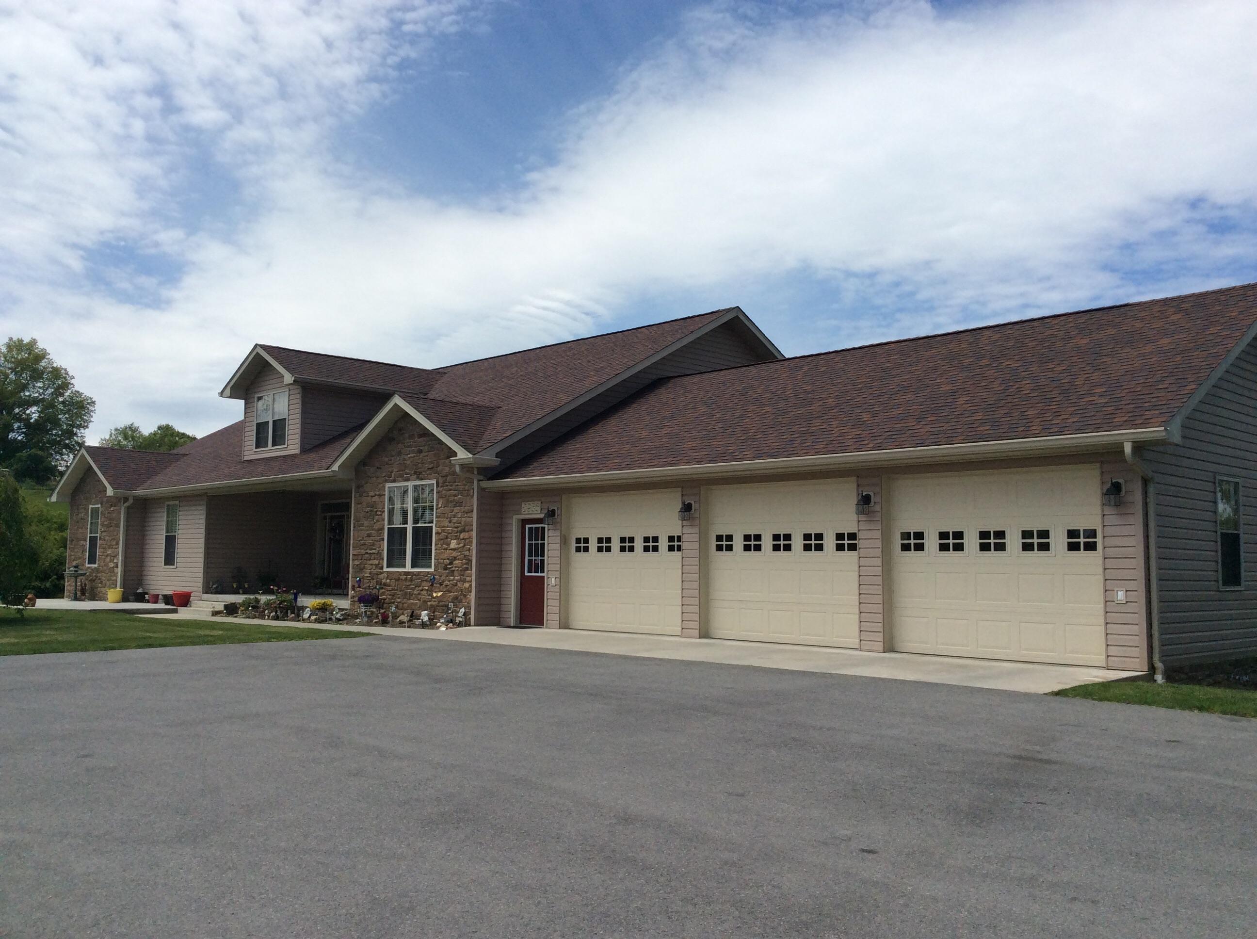 2935 Davis Stuart Road Lewisburg, WV 24901 - Photo 2 of 75 Gallery Image 2