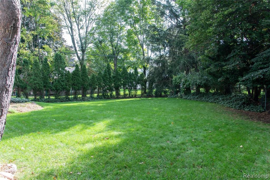 2275 Chalet Drive Rochester Hills, MI 48309 - Photo 60 of 62