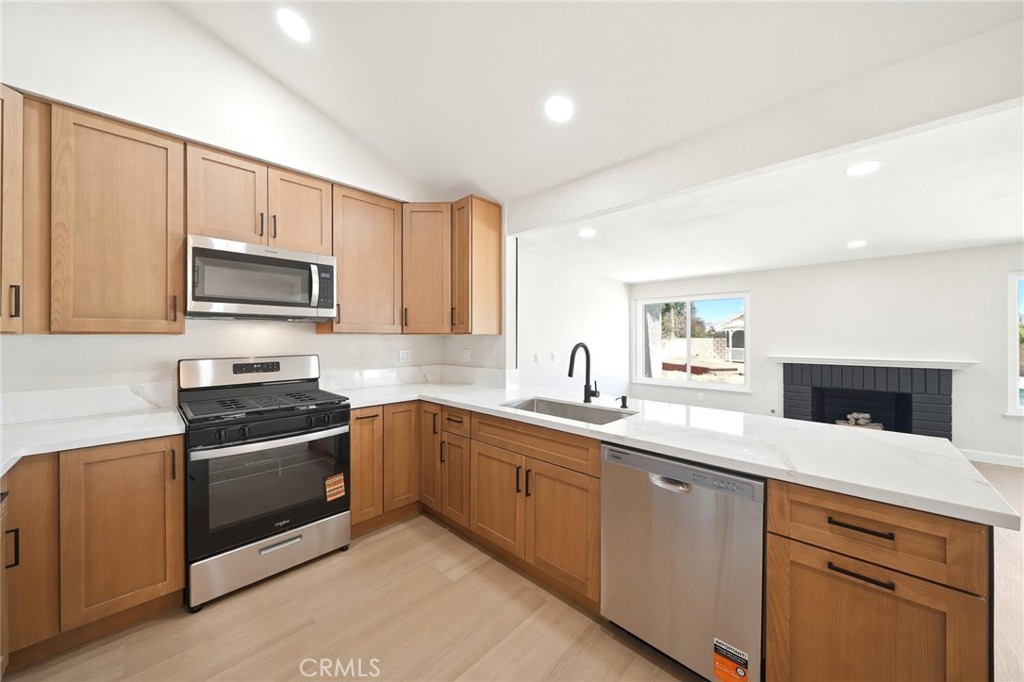 3073 Joshua Tree Road Riverside, CA 92503 - Photo 14 of 56