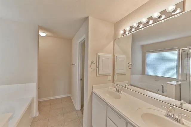 $2,300 | 9019 Peach Stone Court, Richmond, TX 77407