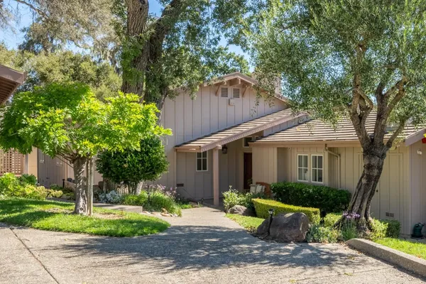 $1,400,000 | 25405 Markham Lane, Salinas, CA 93908