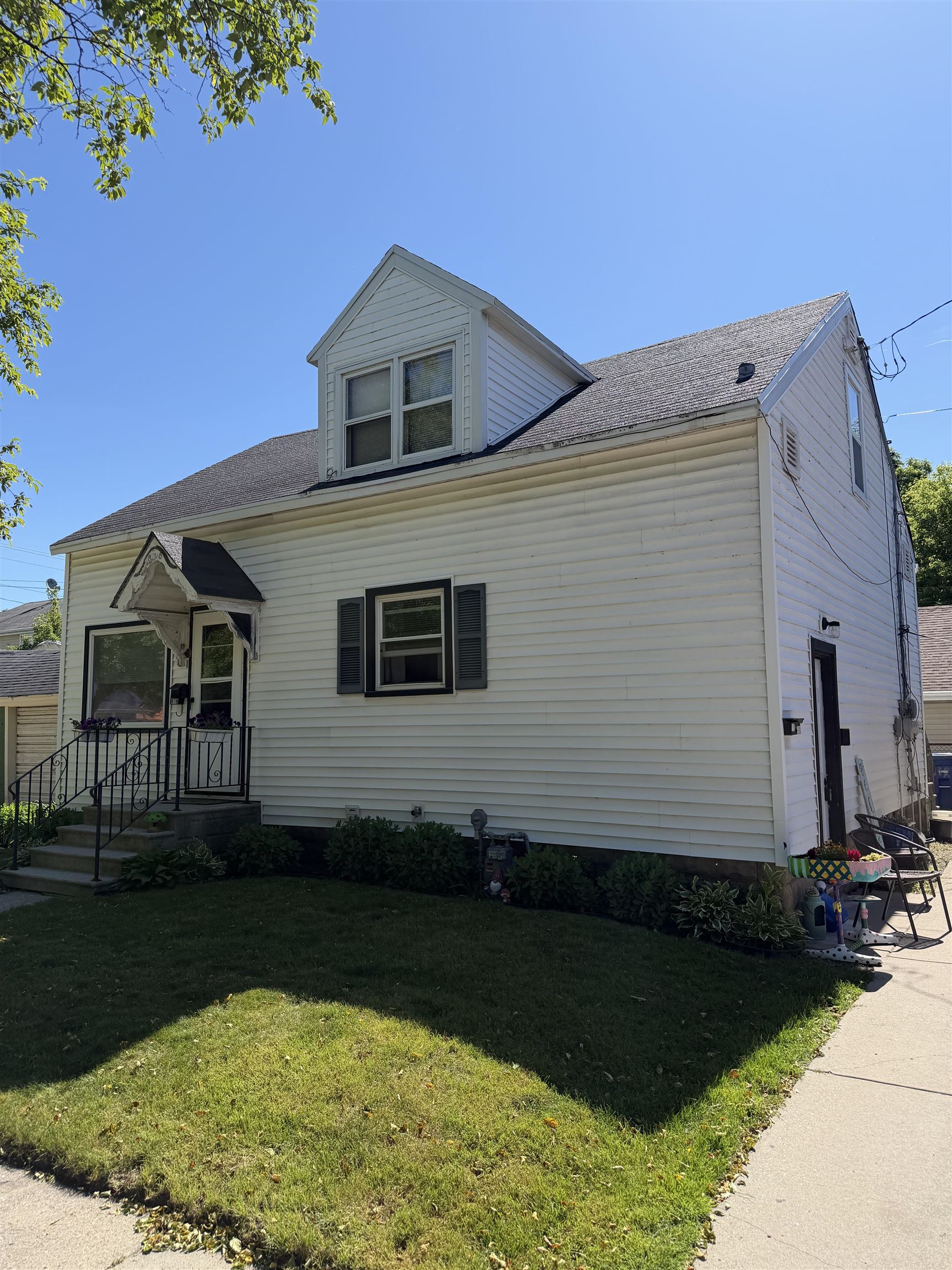 818 St George Street Green Bay, WI 54302 - Photo 4 of 4