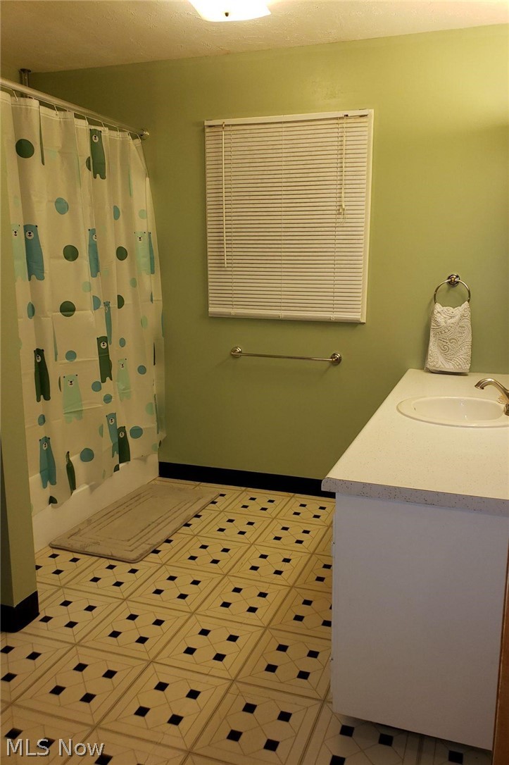 1116 Belrose Road Cleveland, OH 44124 - Photo 20 of 25 Gallery Image 20