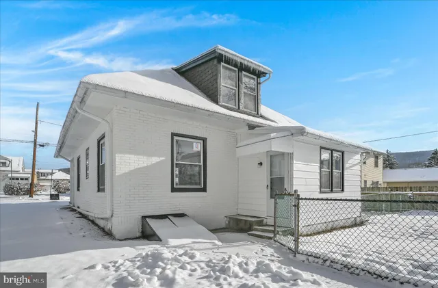 $309,900 | 12 Heidelberg Avenue, Reading, PA 19606