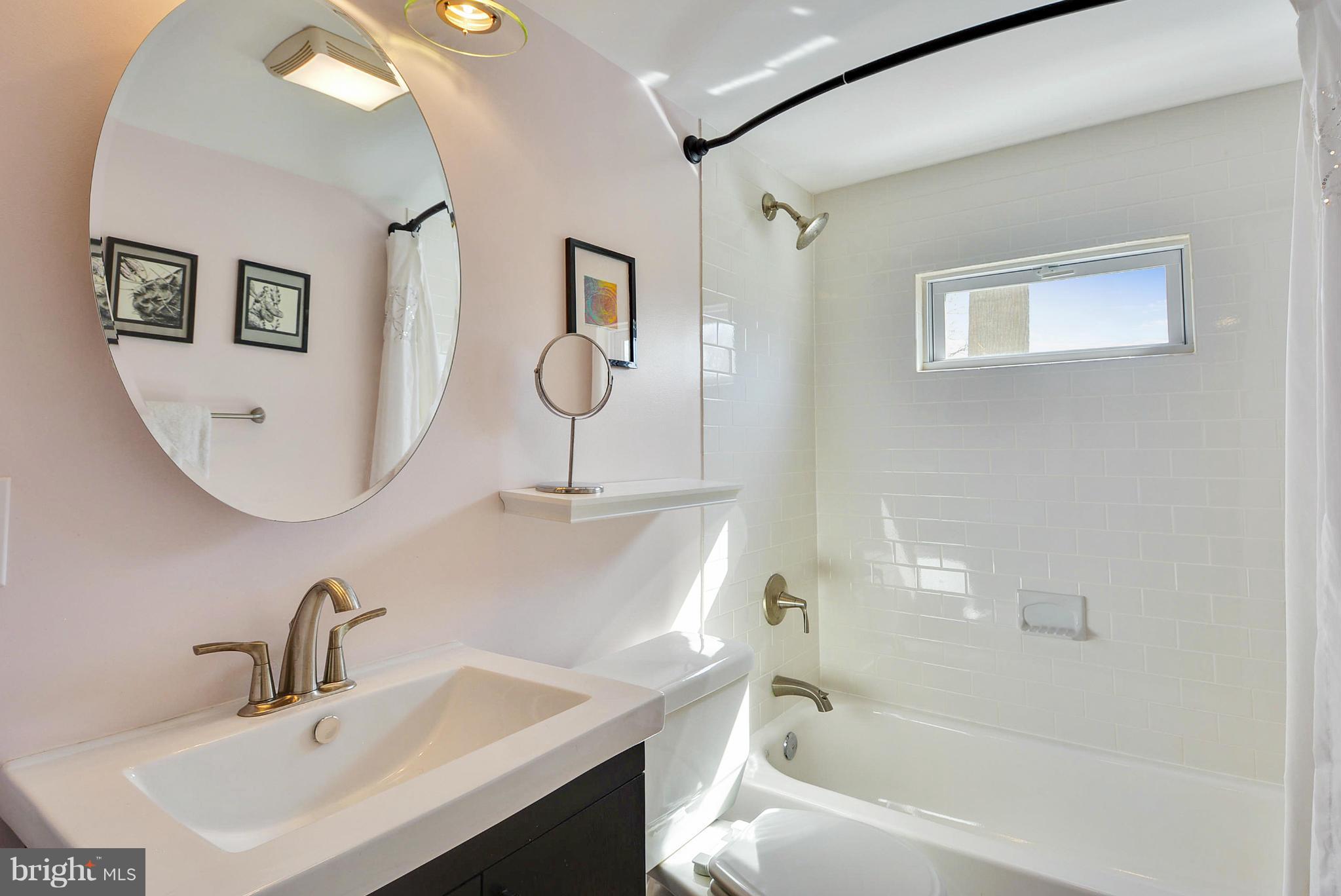 1606 Gridley Lane Silver Spring, MD 20902 - Photo 16 of 30 Bath