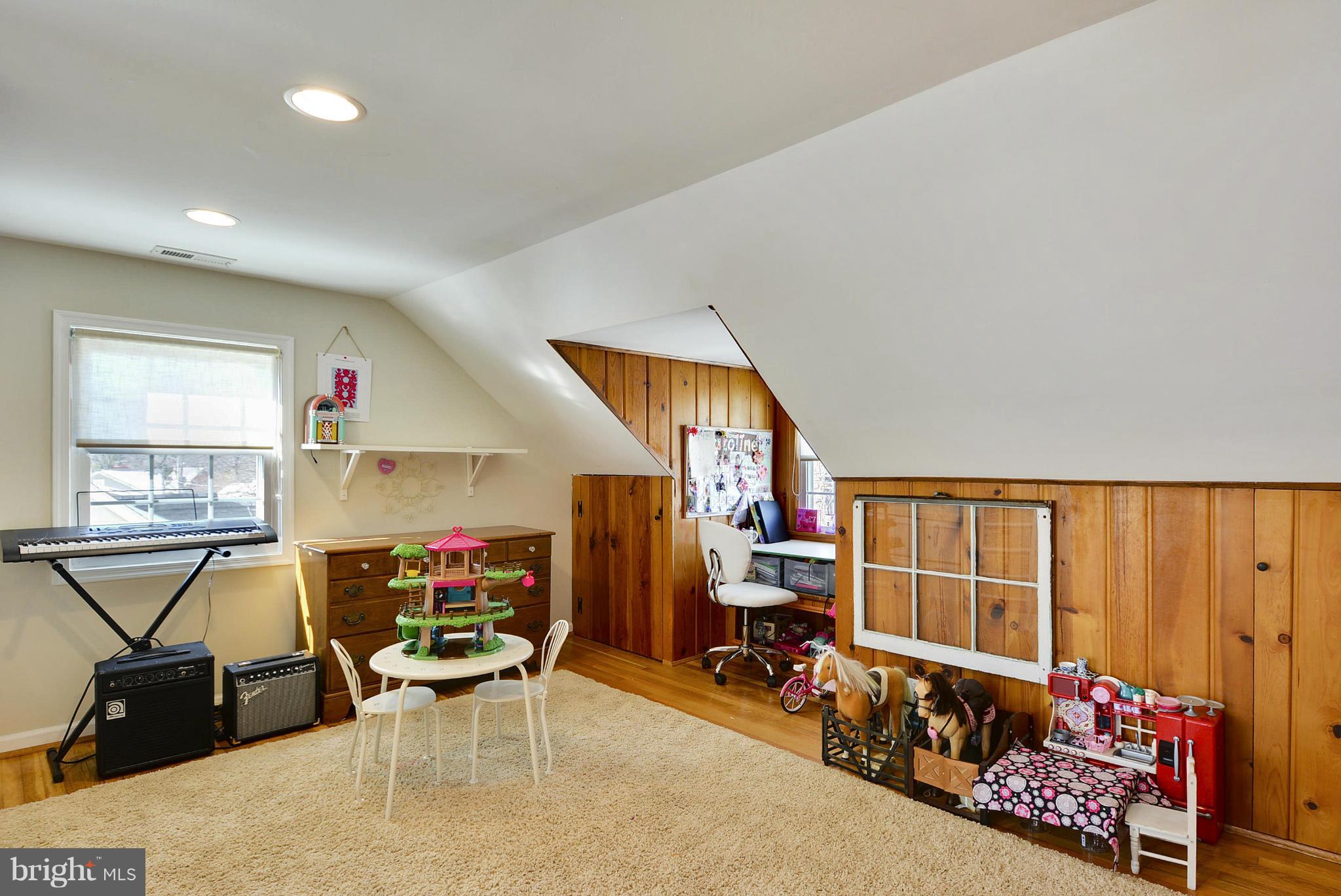 1606 Gridley Lane Silver Spring, MD 20902 - Photo 17 of 30 Loft