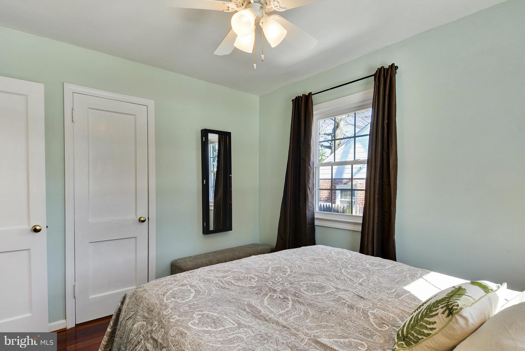 1606 Gridley Lane Silver Spring, MD 20902 - Photo 10 of 30 Bedroom (Master)