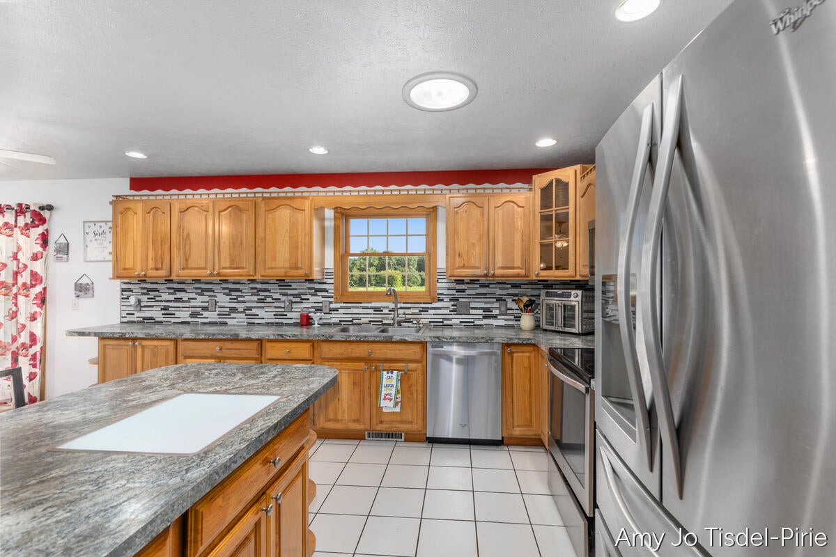 16972 West Stanton Road Trufant, MI 49347 - Photo 10 of 39 Gallery Image 10