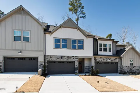 $585,000 | 707 Mirkwood Avenue, Apex, NC 27523