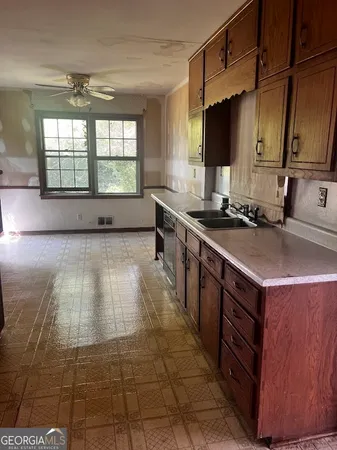 $189,000 | 1621 Hebron Lane, Riverdale, GA 30296