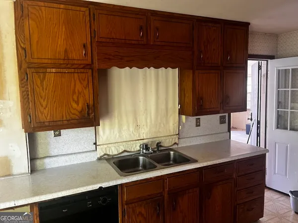 $189,000 | 1621 Hebron Lane, Riverdale, GA 30296