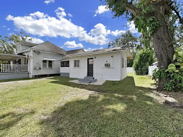 $399,900 | 601 West Baker Street, Plant City, FL 33563