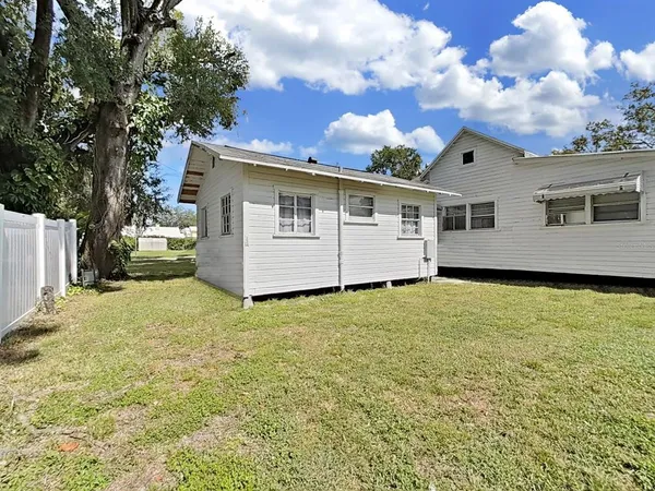 $399,900 | 601 West Baker Street, Plant City, FL 33563
