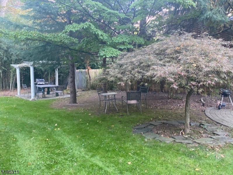 527 West 8th Street, Unit B Plainfield, NJ 07060 - Photo 25 of 30 a view of a park with a bench