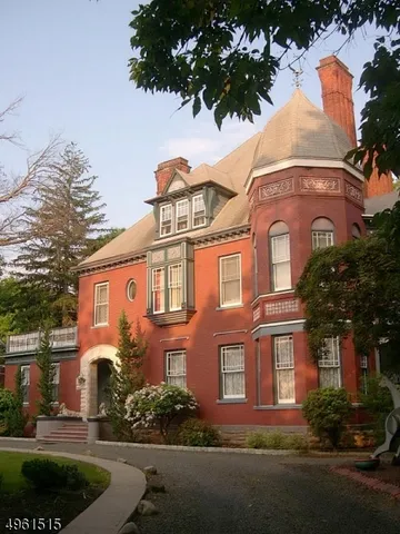 $2,950 | 527 West 8th Street, Unit B, Plainfield, NJ 07060