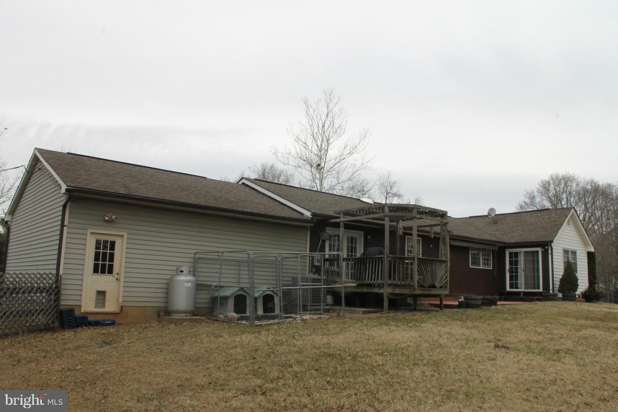 5423 Balls Mill Road Midland, VA 22728 - Photo 13 of 17 Back of Home