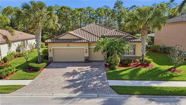 $739,995 | 3915 Treasure Cove Circle, Naples, FL 34114