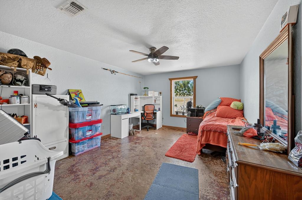 901 Marion Road Venus, TX 76084 - Photo 23 of 33