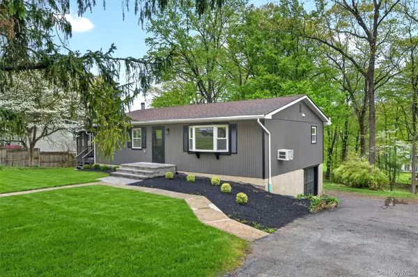 $419,000 | 25 Kings Drive, Wallkill, NY 12589
