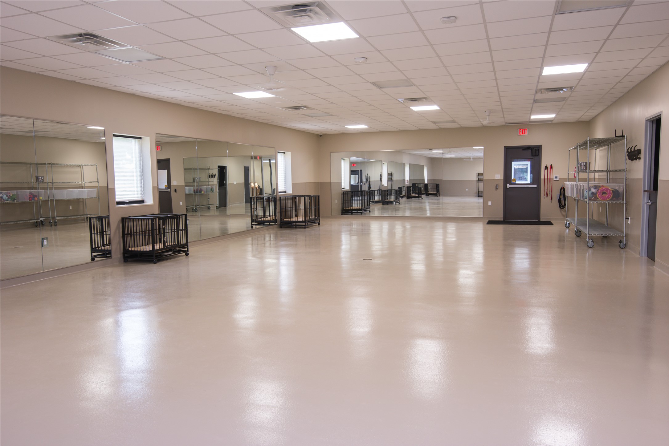 40693 Center Hill Road Hempstead, TX 77445 - Photo 45 of 50 Huge open area with durable epoxy flooring. Additional rooms include an office, kitchen, break room, laundry & storage rooms.