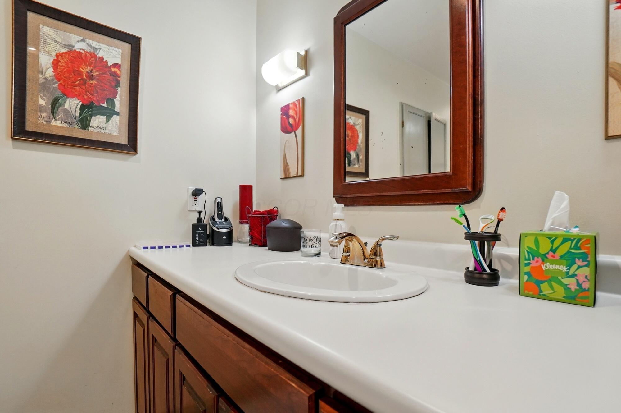 8384 Morris Road Hilliard, OH 43026 - Photo 43 of 60 045