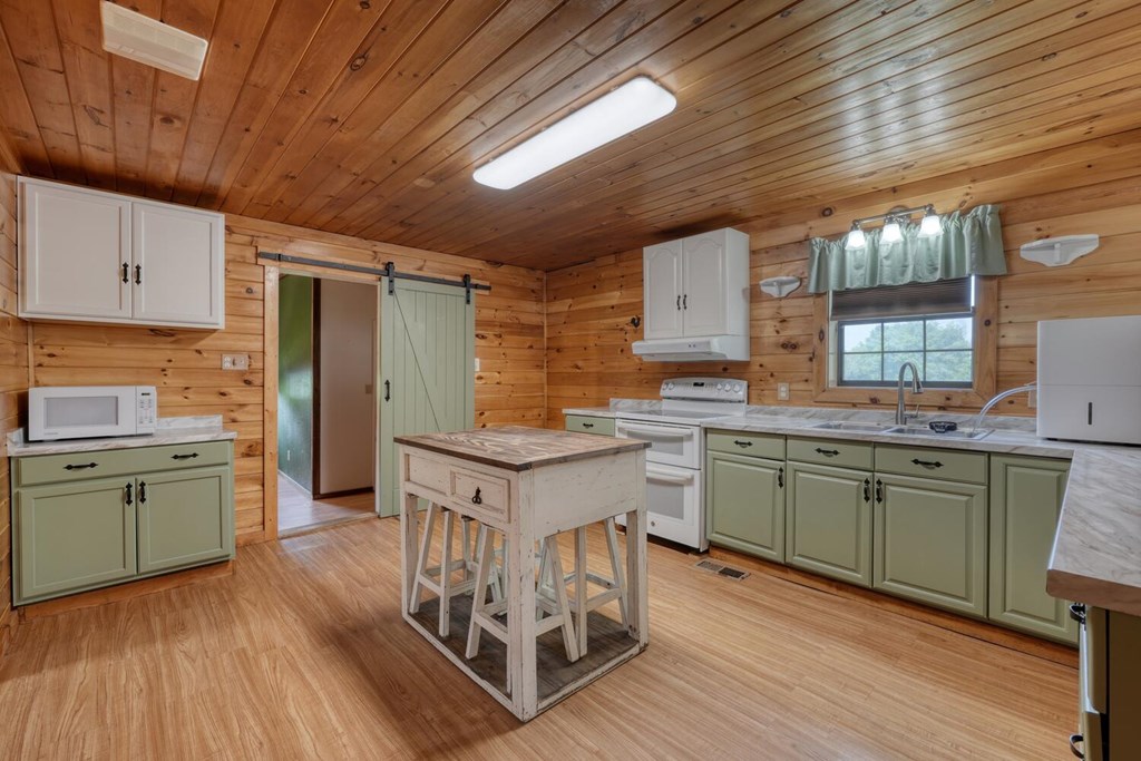 169 East Street Morganton, GA 30560 - Photo 9 of 43