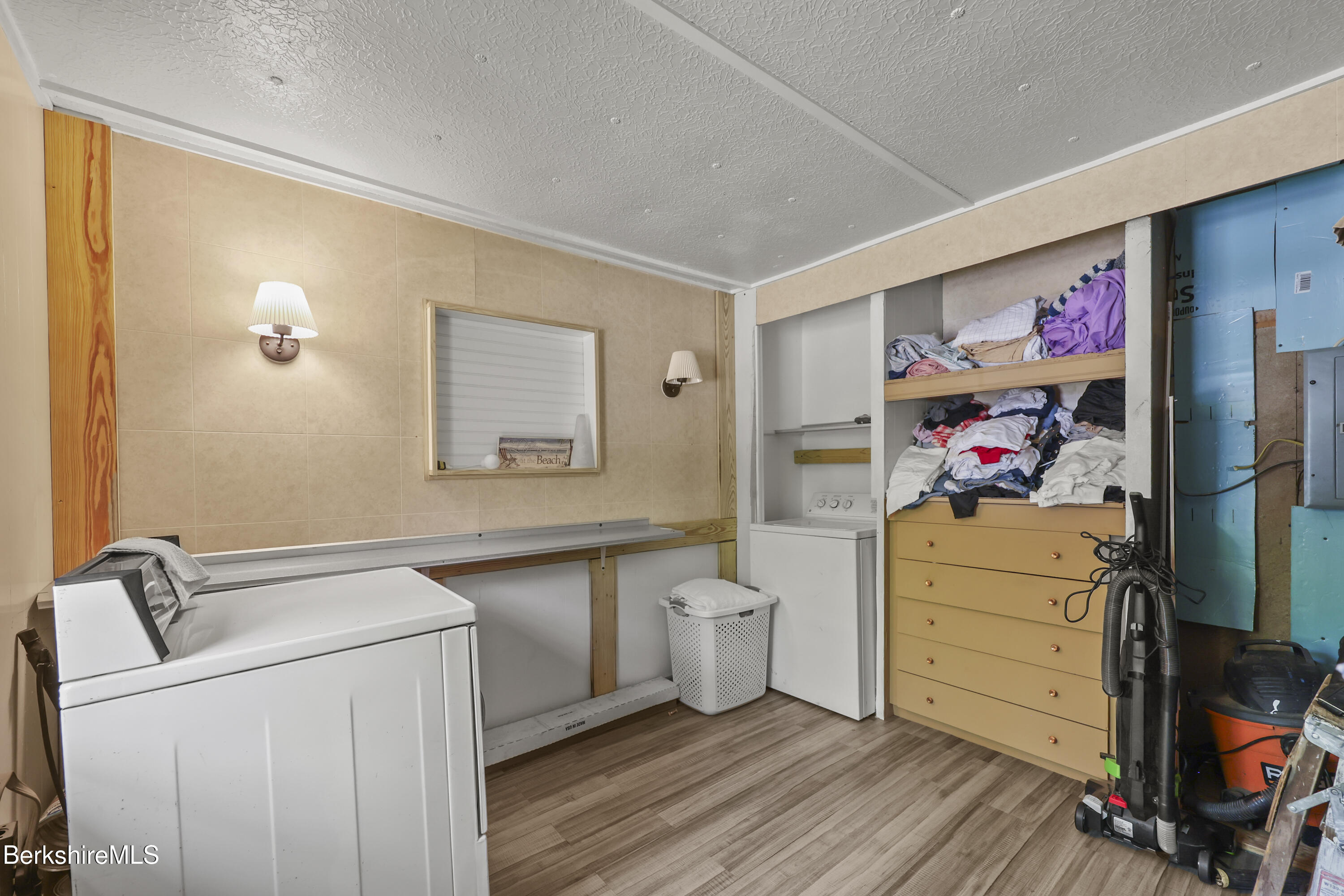 192 Curran Road Cheshire, MA 01225 - Photo 31 of 50 a utility room with cabinets washer and dryer