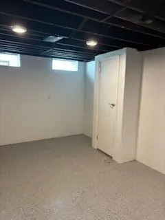 $2,600 | 1887 Fleetwood Drive, Troy, MI 48098