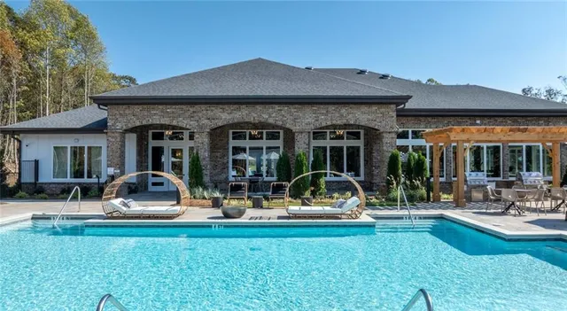 $1,599 | 900 Mountaintop Avenue, Unit B1, Gainesville, GA 30501