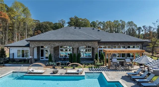 $1,599 | 900 Mountaintop Avenue, Unit B1, Gainesville, GA 30501