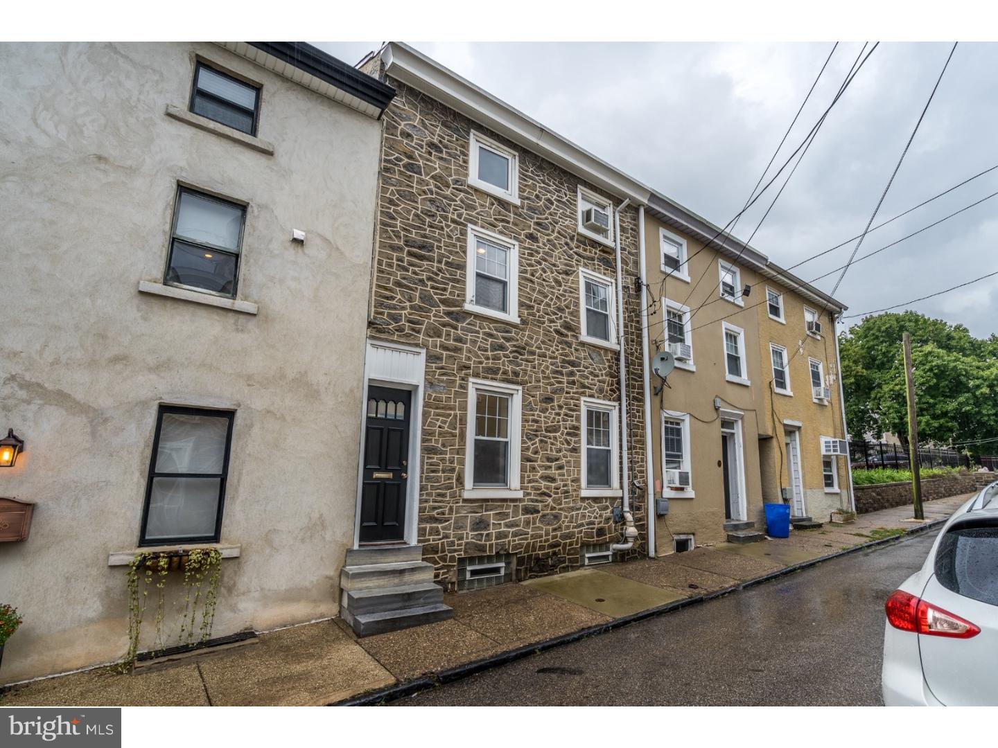 132 Krams Avenue Philadelphia, PA 19127 - Photo 7 of 19