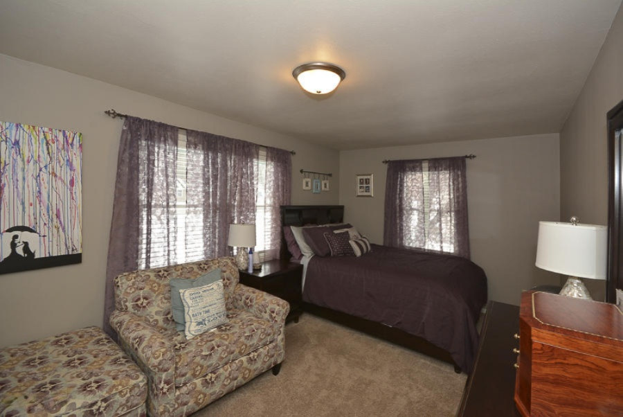 455 Douglas Drive Decatur, MI 49045 - Photo 8 of 13 Mikes place_08