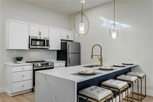 $2,000 | 1104 Main Street, Unit 8, Vienna, NY 13157