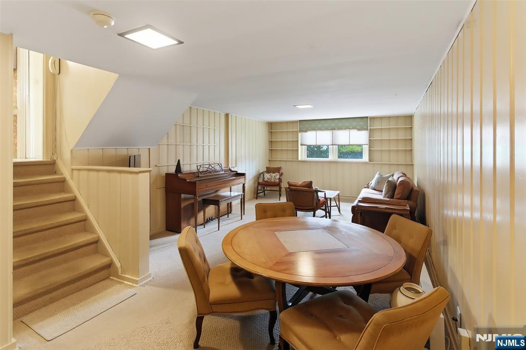 169 Hamilton Road Teaneck, NJ 07666 - Photo 21 of 27
