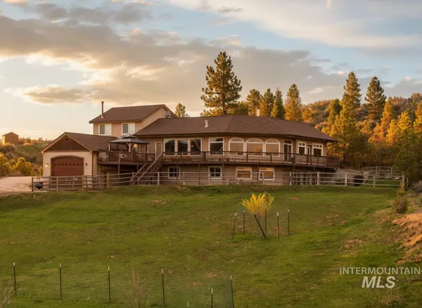$979,990 | 65 Peregrine Drive, Boise, ID 83716