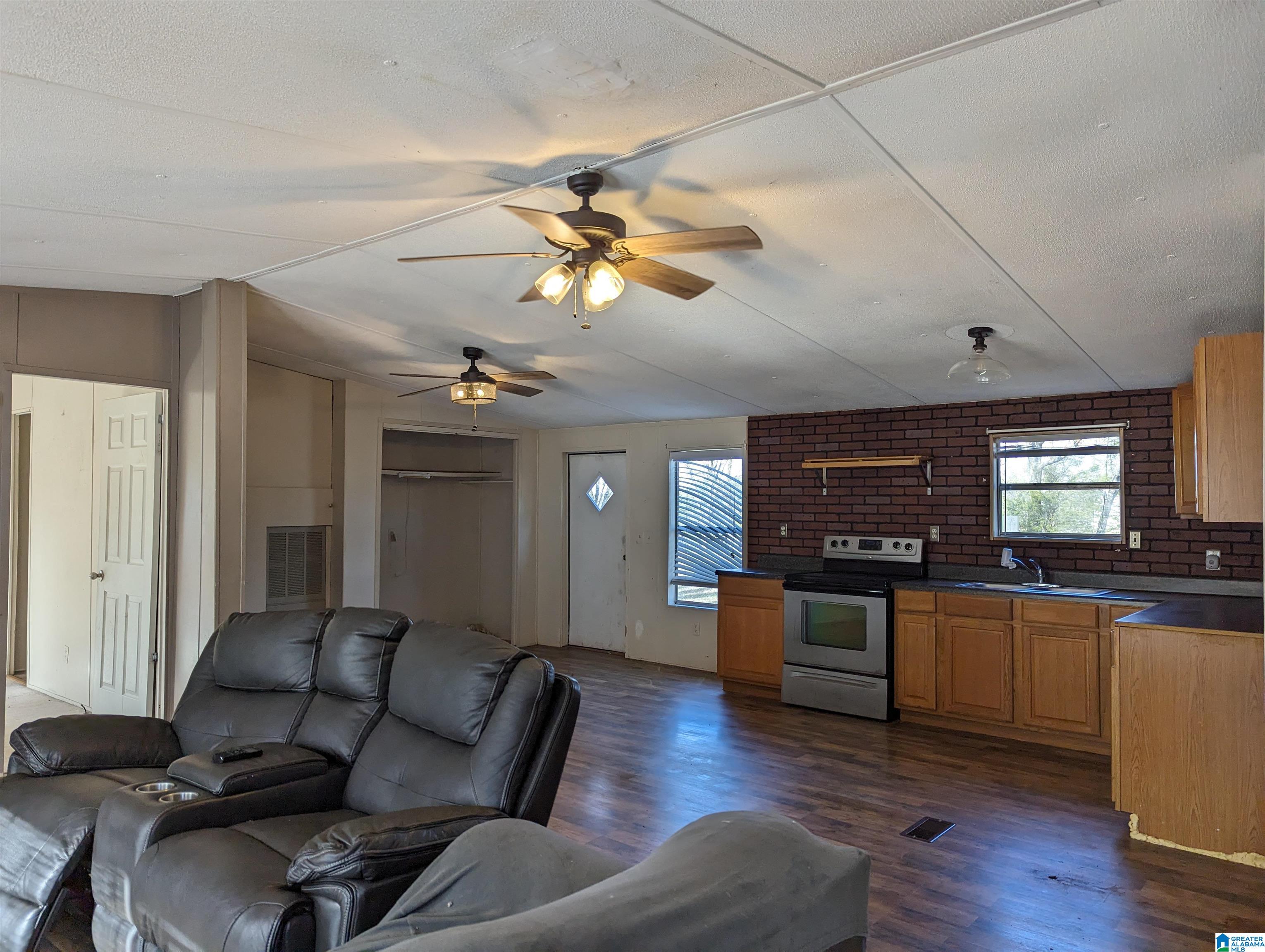 919 Buddy Vines Camp Road Bessemer, AL 35023 - Photo 2 of 17