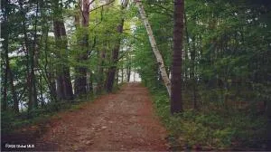 $79,900 | 6 Garlyn Drive, Averill Park, NY 12018